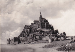 50, Le Mont Saint Michel, Vue Générale - Le Mont Saint Michel