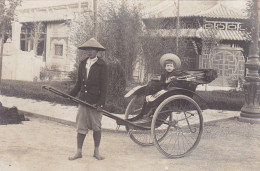 Carte Photo Exposition Coloniale Pousse-Pousse Annamite Tonkinois Avec Publicité Au Dos Vente De Cartes Postales - Viêt-Nam