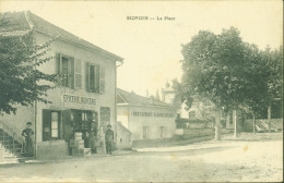 CP CPA Riorges La Place Epicerie Mercerie Restaurant Plasse Letang Cachet 22e Régiment D'infanterie FM 1915 - Riorges