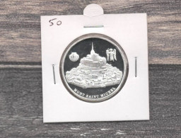 Médaille Souvenirs&Patrimoine : Mont Saint-Michel (couleur Argent) - Altri & Non Classificati