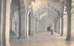 CPA INDE / CARTE PHOTO / AGRA / INTERIOR PEARL MOSQUE - Indien