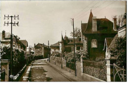 02.VILLERS-COTTERETS.RUE DE LA REPUBLIQUE.CPSM - Villers Cotterets