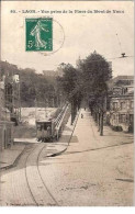 02.LAON.VUE PRISE DE LA PLACE DU MONT DE VAUX.TRAMWAY. - Laon