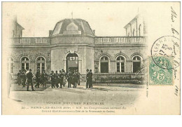 03.NERIS-LES-BAINS.n°7950.MM LES CONGRESSISTES SORTANT DU GRAND ETABLISSEMENT - Neris Les Bains