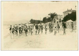 06.JUAN LES PINS.n°34.COURSE D'ENFANTS SUR LA PLAGE.CP PHOTO - Other & Unclassified