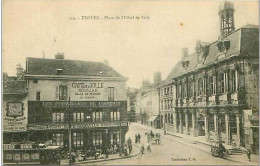 10.TROYES.PLACE DE L'HOTEL DE VILLE.CAFE DE LA VILLE.POELES GODIN - Troyes