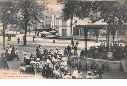 09 - N°110807 - Ax-les-Thermes - La Promenade Du Couloubret Pendant Un Concert - Ax Les Thermes