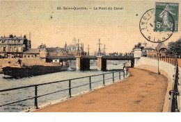 02 - N°110773 - Saint-Quentin - Le Pont Du Canal - CP Toilée - Saint Quentin