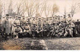 02 - N°64823 - SAINT-QUENTIN - Militaires - Carte Photo - Saint Quentin