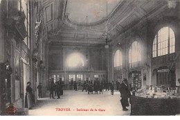 10 .n°108191 . Troyes . Interieur De La Gare  . - Troyes