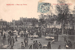 03 .n° 108160 . Moulins . Place Aux Foires .cochons .en L Etat . - Moulins