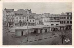 03 - Vichy - SAN22585 - La Gare Routière - CPSM 14X9 Cm - Vichy