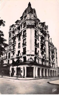 03 - Vichy - SAN22585 - Mondial -Hôtel - Rue De Paris - CPSM 14X9 Cm - Vichy