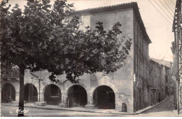 11 - SIGEAN - SAN37103 - La Grande Rue - Les Arcades De La Place De L'Eglise - CPSM14X9cm - Sigean