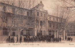 13 - TARASCON - SAN41878 - L'Ecole De Garçons - Tarascon