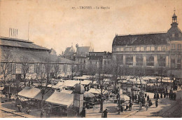 10 - TROYES - SAN41870 - Le Marché - Troyes