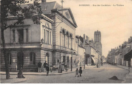 02 - SOISSONS - SAN38509 - Rue Des Cordeliers Et Le Théâtre - Soissons