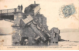08 - MEZIERES - SAN56680 - Destruction Du Pont Du Chemin De Fer En 1871, Avant Le Passage D'un Train Allemand - Otros & Sin Clasificación