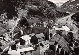 05 . N° Sac10080 . Château-queyras . Le Château N°11 . En Avion Au Dessus De . Cpsm 10X15 Cm . Lapie - Sonstige & Ohne Zuordnung