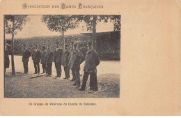 02 - SOISSONS - SAN47120 - Un Groupe De Vétérans Du Comité De Soissons - Association Des Dames Françaises - Soissons