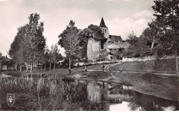 03. San67826. Ainay-le-chateau. Les Anciens Remparts De L'eglise. N°3. Edition Du Lys . Cpsm 9X14 Cm. - Sonstige & Ohne Zuordnung