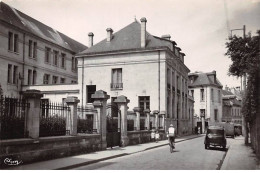 02. San67820. Soissons. Rue De Panleu. Collège De Jeunes Filles. N°. Edition Combier . Cpsm 9X14 Cm. - Soissons