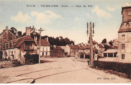 02 - VIC SUR AISNE - SAN63885 - Place Du Port - Vic Sur Aisne