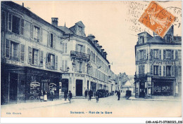 CAR-AAGP1-02-0009 - SOISSONS - Rue De La Gare - Hotel, Papeterie - Soissons