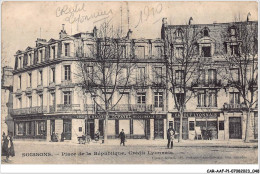 CAR-AAFP1-02-0025 - SOISSONS - Place De La République - Crédit Lyonnais - Grands Magasins Dufayel - Soissons