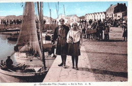 85 - Vendée -  CROIX  De VIE ( Saint Gilles Croix De Vie ) Sablaises Sur Le Port - Saint Gilles Croix De Vie