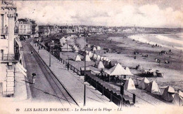 85 - Vendée -  LES SABLES D OLONNE -  Le Remblai Et La Plage - Sables D'Olonne