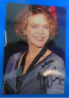 AUTOGRAPHE DE AGNES SORAL SUR PHOTO - Actors & Comedians