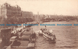 R108443 London. Thames Embankment - Sonstige & Ohne Zuordnung