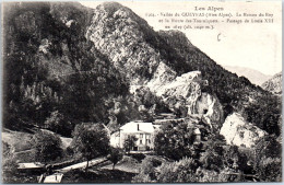 05 LE QUEYRAS  Carte Postale Ancienne[62654] - Other & Unclassified