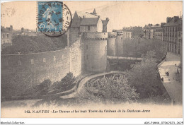 ABSP1-44-0049 - NANTES - Les Douves Et Les Trois Tours Du Chateau De La Duchesse-Anne  - Nantes