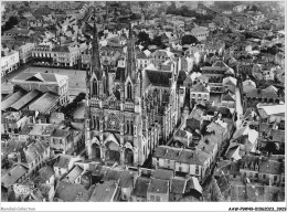 AAWP9-49-0750 - CHOLET - La Cathédrale - La Place Travot - Cholet