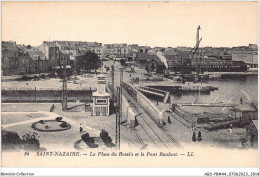 ABSP8-44-0693 - SAINT-NAZAIRE - La Place Du Bassin Et Le Pont Roulant  - Saint Nazaire