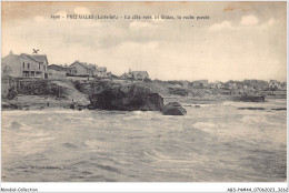 ABSP4-44-0368 - PREFAILLES - La Cote Vers SAINT-GILDAS -La Roche Percee - Préfailles