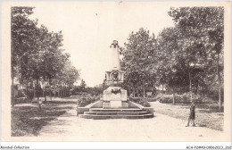 ACAP2-49-0134 - MONTREUIL-BELLAY - Le Mail Et Le Monument De Toussence - Montreuil Bellay