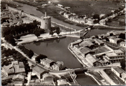 30 AIGUES MORTES CPSM FORMAT 10X15 [TRY/75601] - Sonstige & Ohne Zuordnung