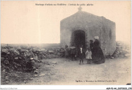 ADPP2-44-0183 - MOISDON-LA-RIVIERE - Pélerinage D'enfants Aux Rinfilières - L'arrivée Des Petits - Moisdon La Riviere