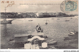 ADPP11-44-1101 - NANTES - Embarcadère De Trentemoult - La Loire Et Le Panorama De Sa Rive Droite  - Nantes