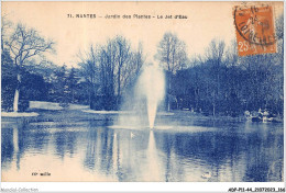 ADPP11-44-1077 - NANTES - Le Jardin Des Plantes - Le Jet D'eau  - Nantes