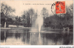 ADPP11-44-1079 - NANTES - Le Jardin Des Plantes - Le Jet D'eau  - Nantes