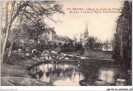 ADPP11-44-1061 - NANTES - L'étang Du Jardin Des Plantes - Au Fond Le Lycée Et L'église Saint-clément  - Nantes