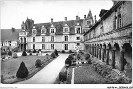 ADPP6-44-0550 - CHATEAUBRIANT - Le Château - Cour Intérieure - Châteaubriant
