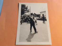 Photo Cavalcade Fanfare Défilé Majorettes Corso Fleuri Fête Saint Clair GOURNAY EN BRAY 76 Seine Maritime Normandie 1967 - Orte