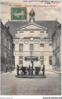 AFDP3-55-0279 - VERDUN - Hôtel-de-ville - Vue Prise De L'entrée - Verdun