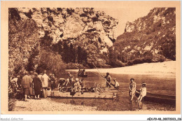 AEXP9-48-0888 - GORGES-DU-TARN - Cirque Des Baumes - Débarquement Des Touristes  - Gorges Du Tarn