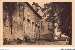 AFGP1-46-0032 - CARENNAC - Le Château - Statue De Fénelon  - Gourdon